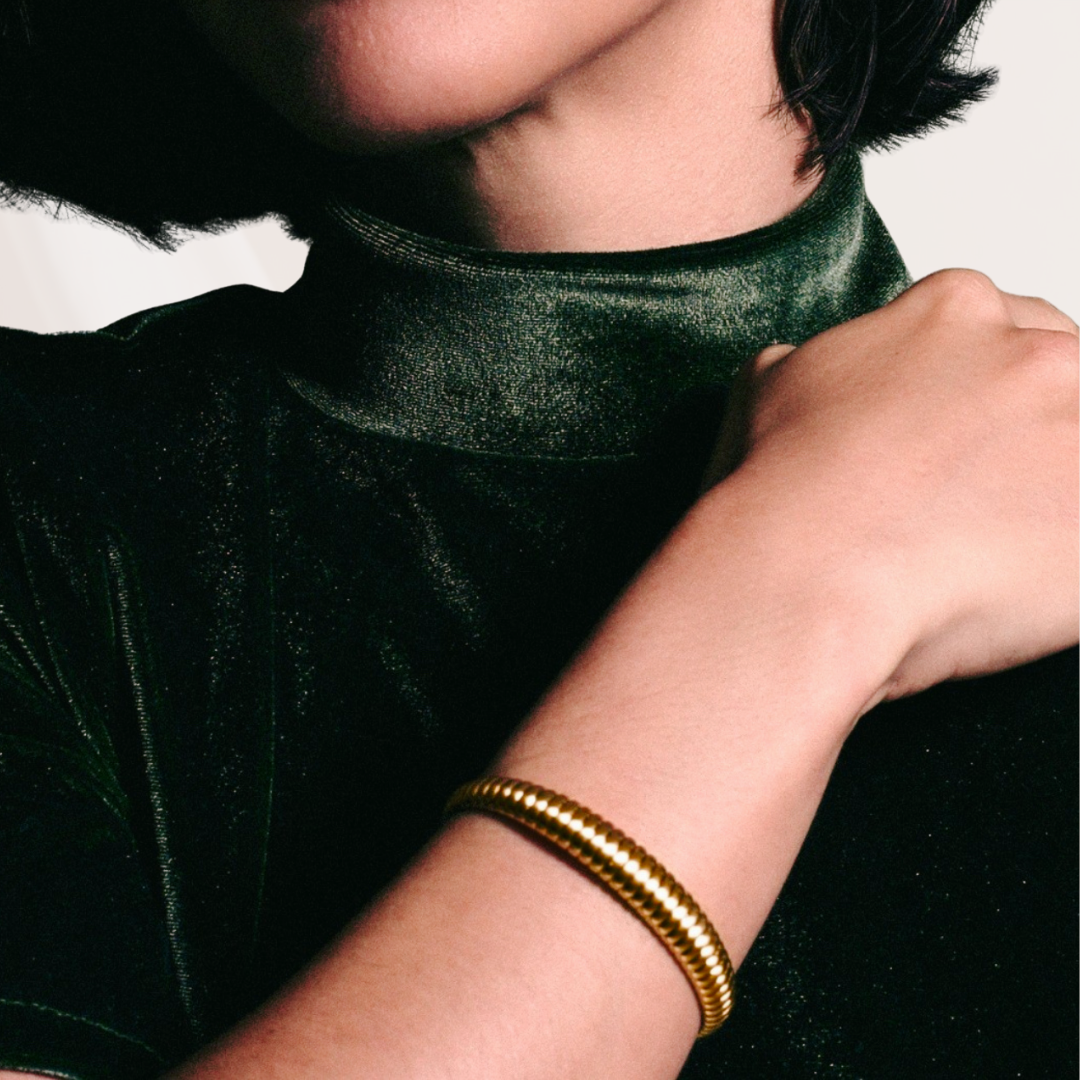 Duna Champagne Cuff | Textured Gold Open Bracelet