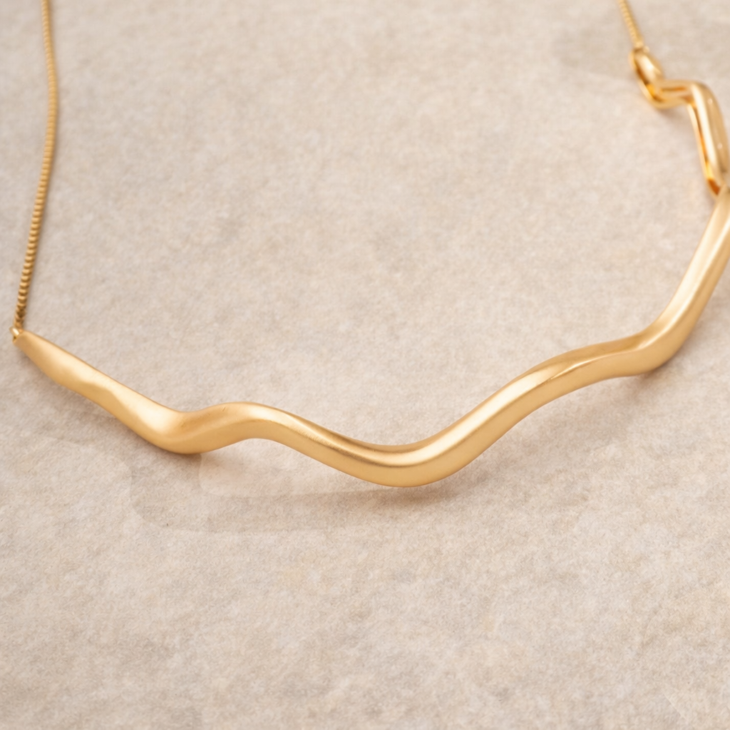 Ondina | Matte Wavy Choker