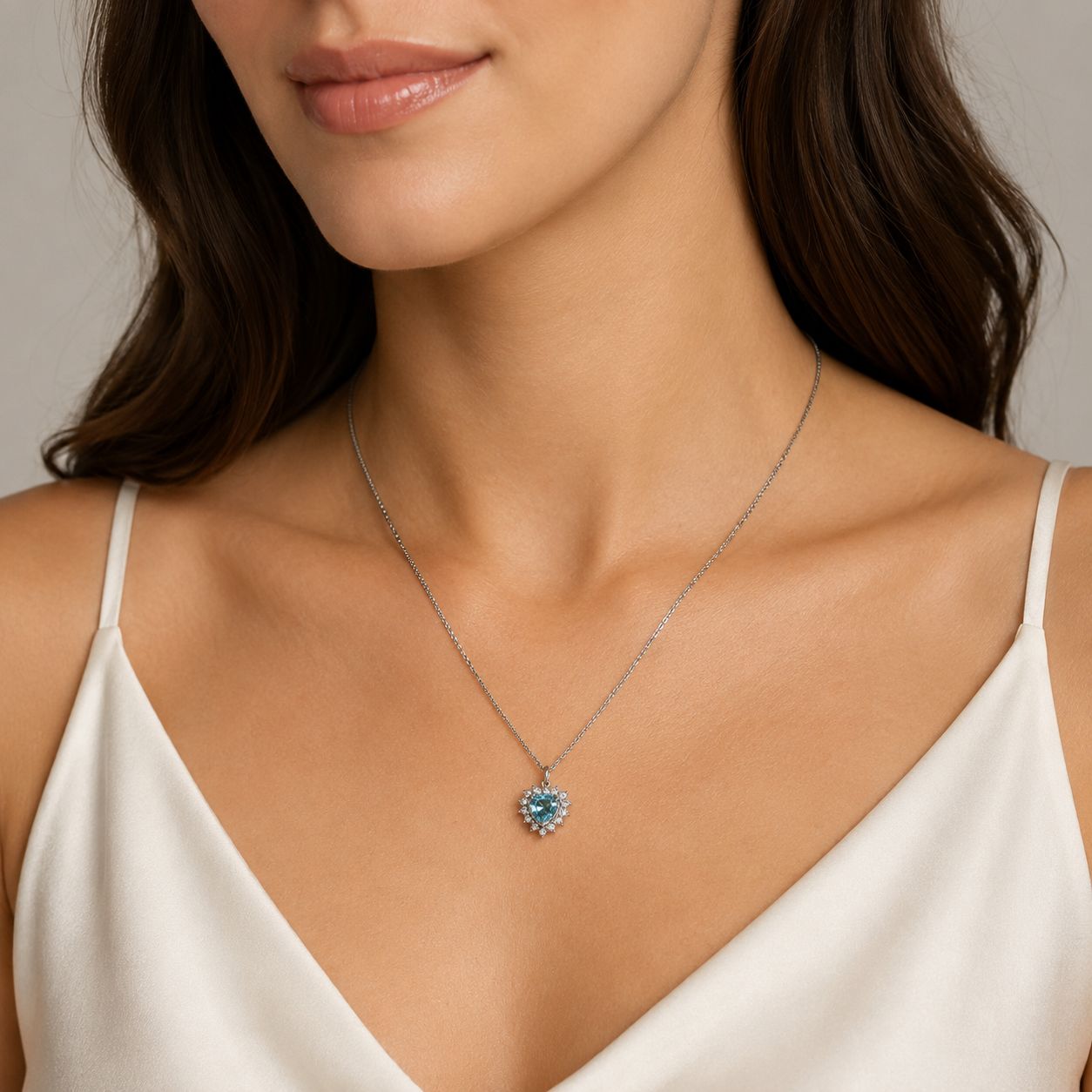 Coração Azul | Sterling Silver Crystal Necklace