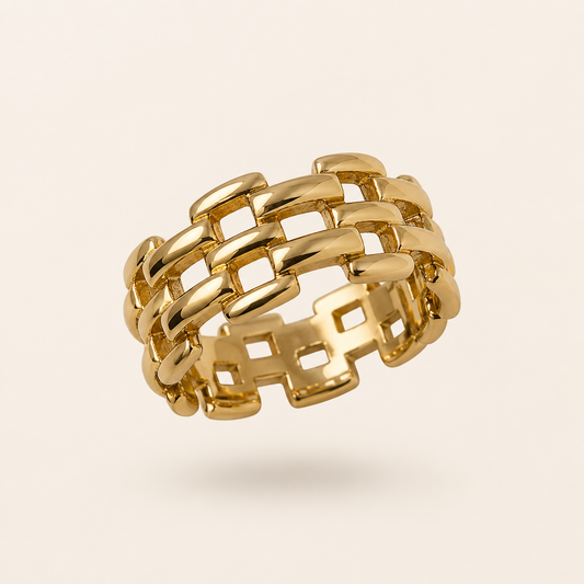 Elo Dourado 18K Gold Plated Ring