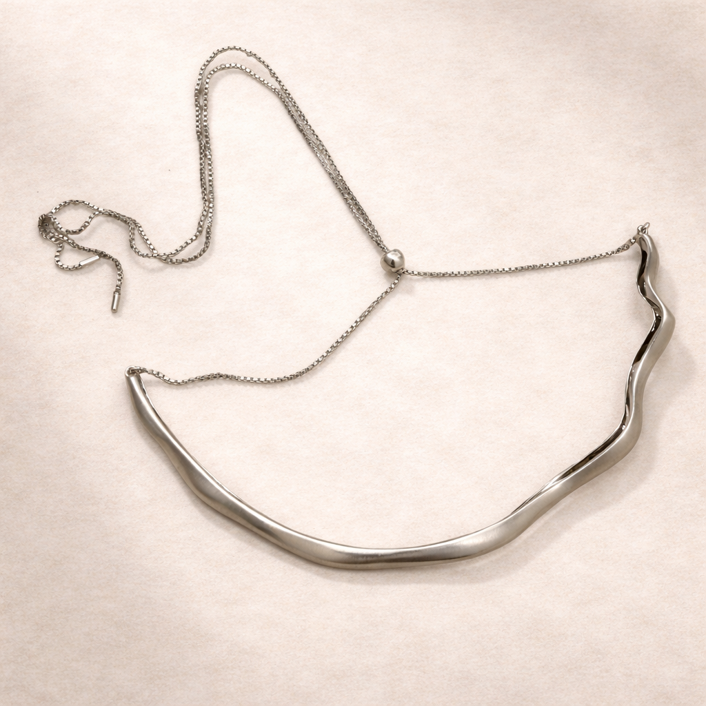 Ondina | Matte Wavy Choker